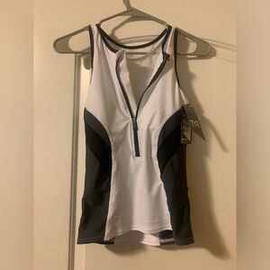 Tyr women’s comp singlet in size Small